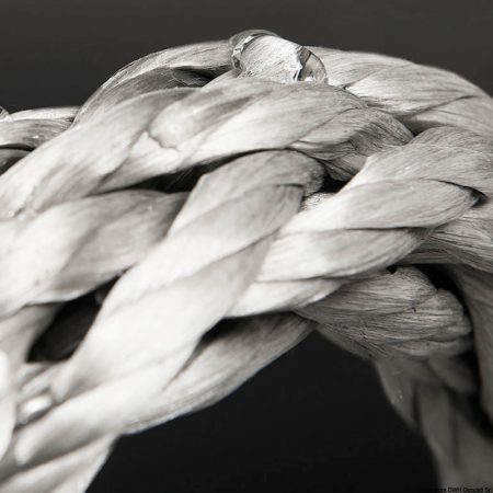 Trenza descubierta extrafuerte fabricada en Oblix.