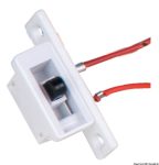 Luz de cortesía con encendido automático.