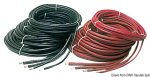 Cables de batería, fabricados en cobre y recubiertos con una cubierta aislante de resina sintética.