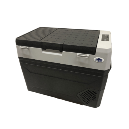 Frigorífico-congelador nevera portátil tipo arcón de 60 litrosFRIGORÍFICO CONGELADOR PORTÁTIL DE 60 LITROS D4360540 540 x 735 x 420 cm (alto x ancho x profundidad)